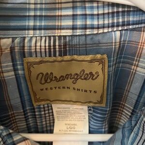 Wrangler Stripped button up shirt